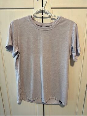 Patagonia Women’s Capilene Cool Daily T-shirt, Light Lavender, Medium